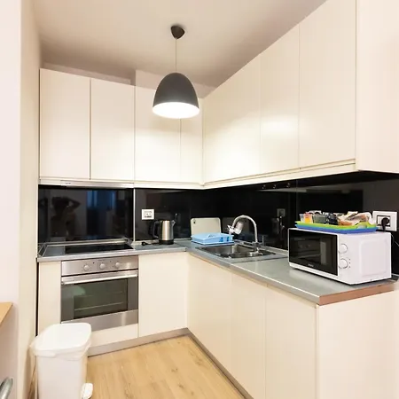 Lily's 2 Bedroom * Τίρανα